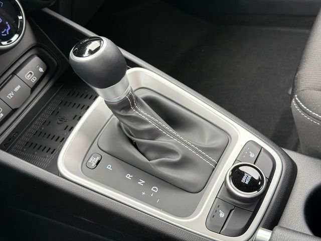 New 2026 White Hyundai SEL image 50