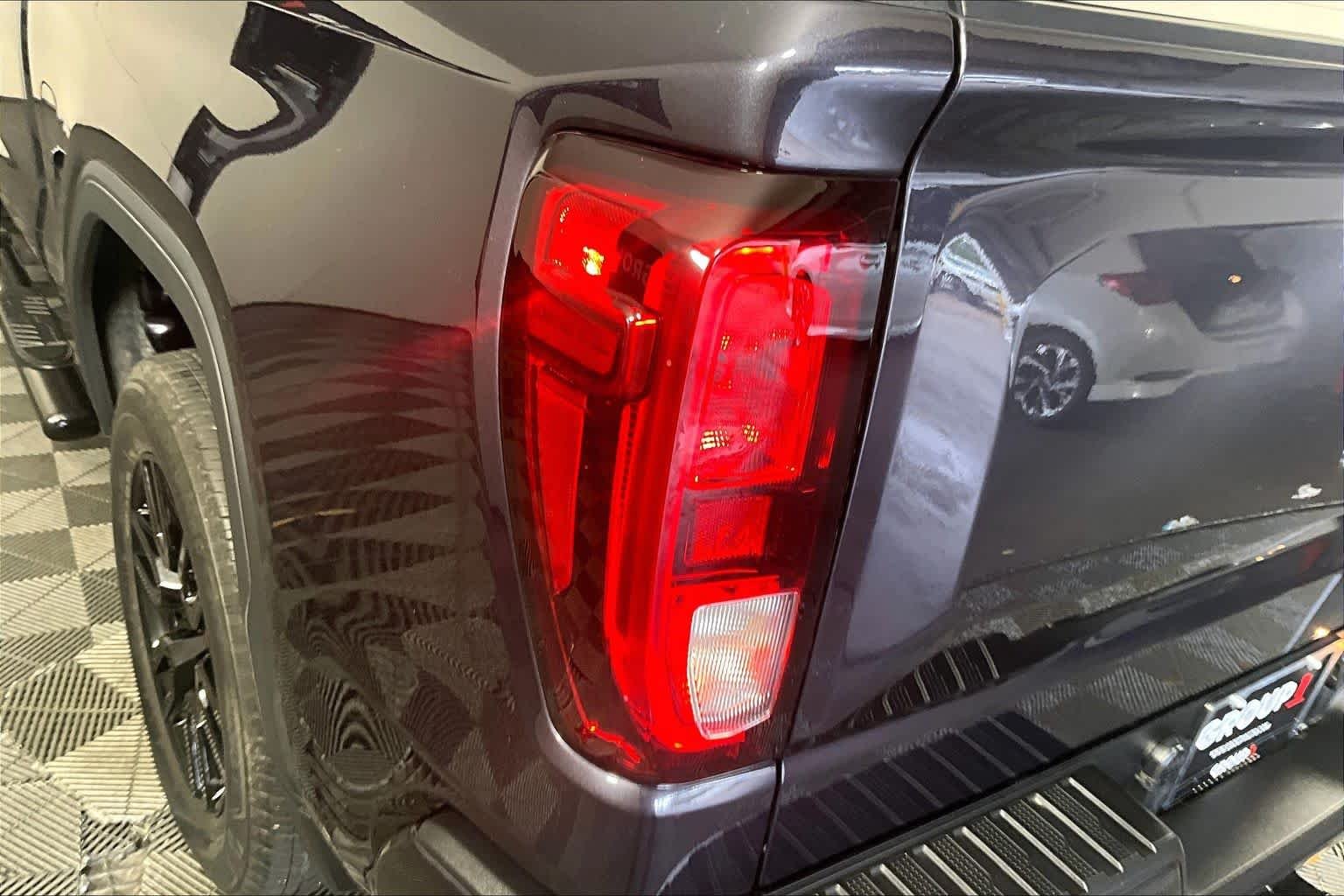 2024 GMC Sierra 1500 Elevation - Photo 28