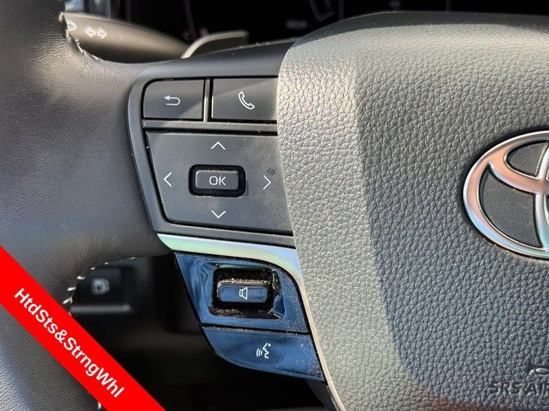 Certified Used 2025 Ice Toyota SE image 20