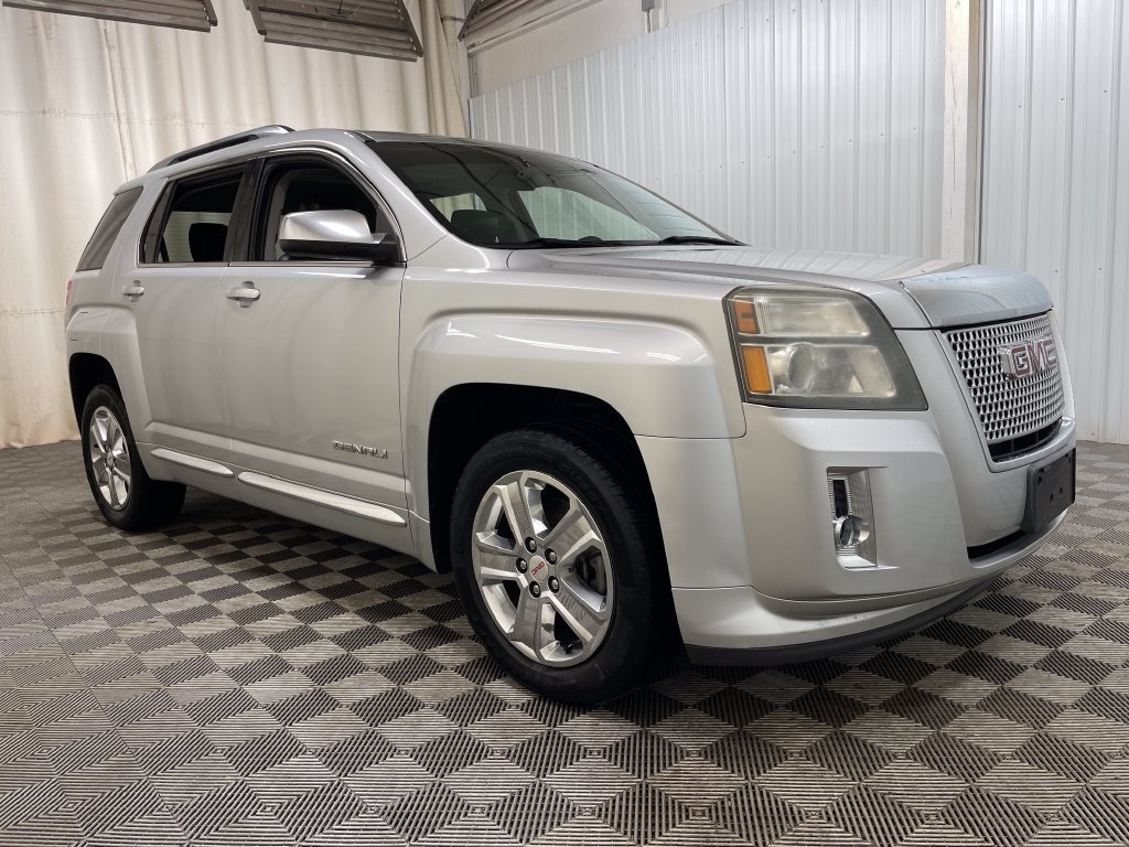 Used 2015 QUICKSILVER METALLIC GMC Denali image 49