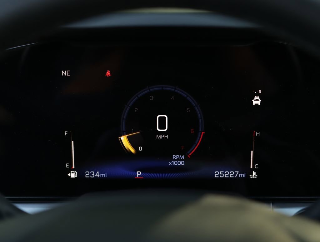 Used 2025 Crimson Metallic Chevrolet LT image 11