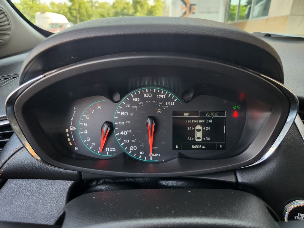 Used 2022 Summit White Chevrolet LT image 17