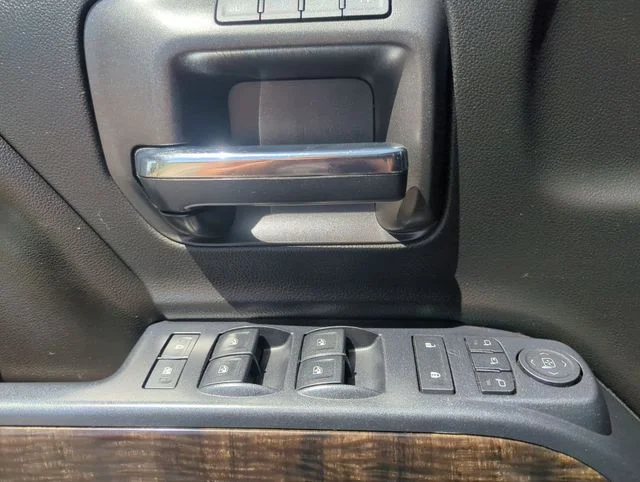 Used 2016 Black GMC Denali image 13