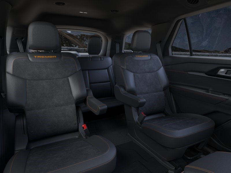 New 2026 Carbonized Gray Metallic Ford Tremor image 11