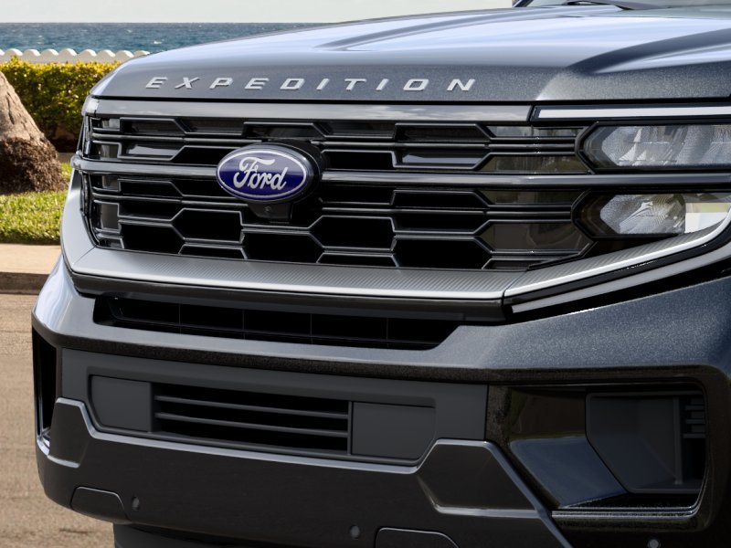 New 2027 Agate Black Metallic Ford Platinum image 17