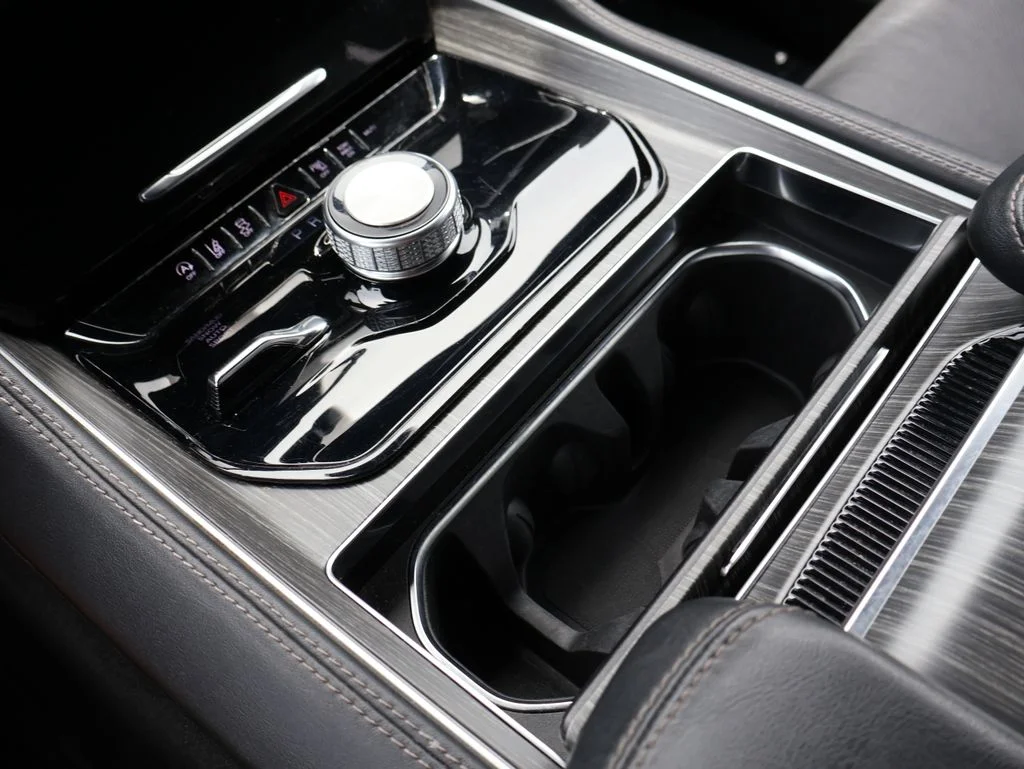 Used 2024 White Jeep Series II image 39