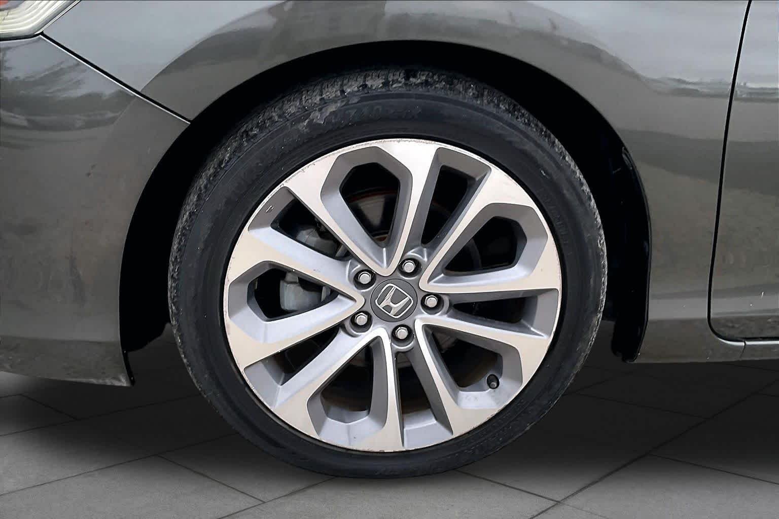 Used 2013 Hematite Metallic Honda Sport image 10