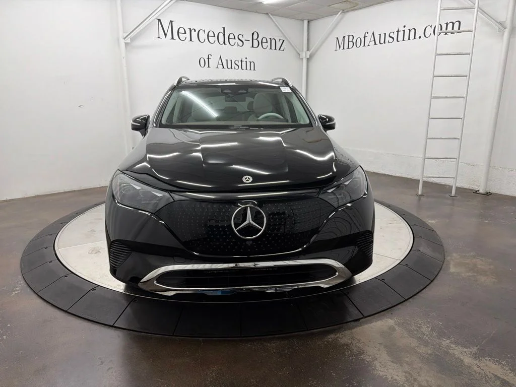 New 2027 Black Mercedes-Benz 320+ SUV image 2