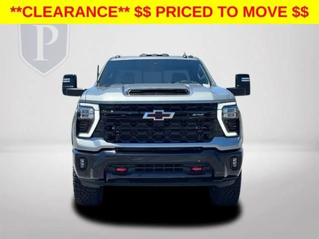 2026 Chevrolet Silverado 2500 HD ZR2 - Photo 14