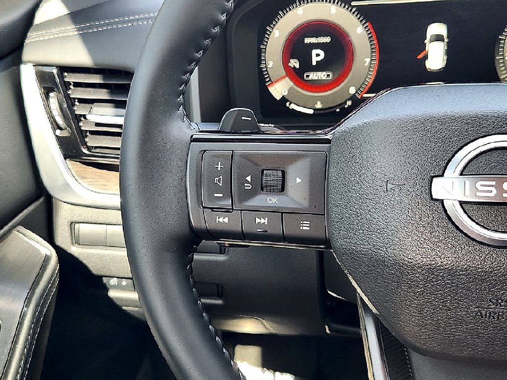 Certified Used 2026 Blue Nissan Platinum image 29