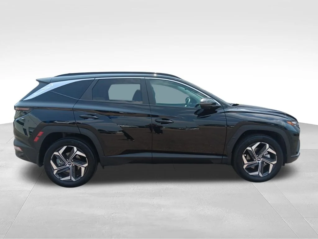 Used 2024 Black Pearl Hyundai SEL Convenience image 8