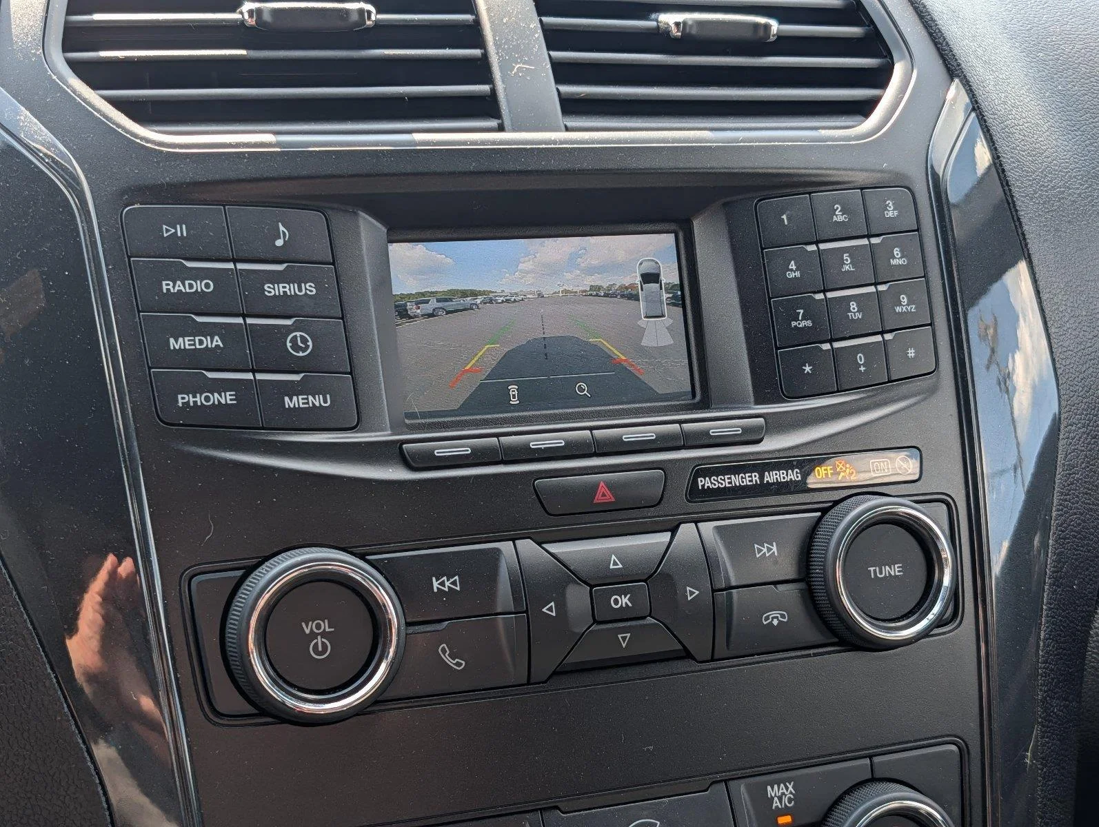 Used 2018 Shadow Black Ford XLT image 17