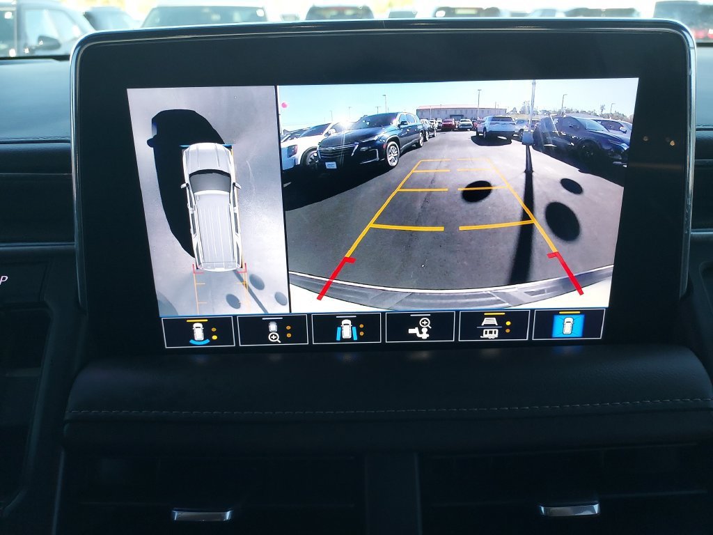 Used 2021 WHITE FROST TRICOAT GMC SLT image 22