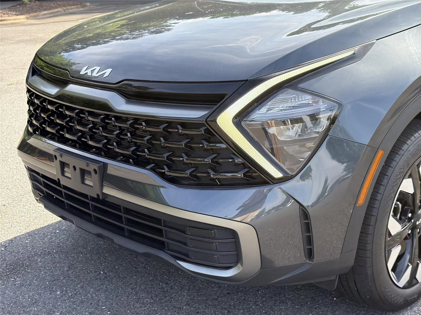 Used 2023 Gravity Gray Kia X-Line image 35