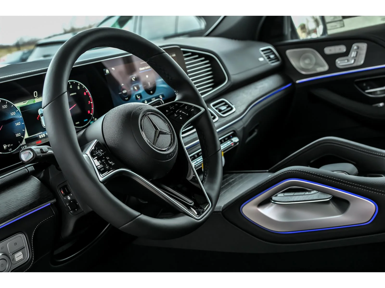 New 2026 Cirrus Silver Metallic Mercedes-Benz GLE 450 4MATIC® image 10