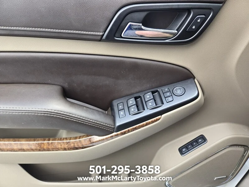 Used 2016 Pearl CHEVROLET 4WD 4DR LTZ image 32