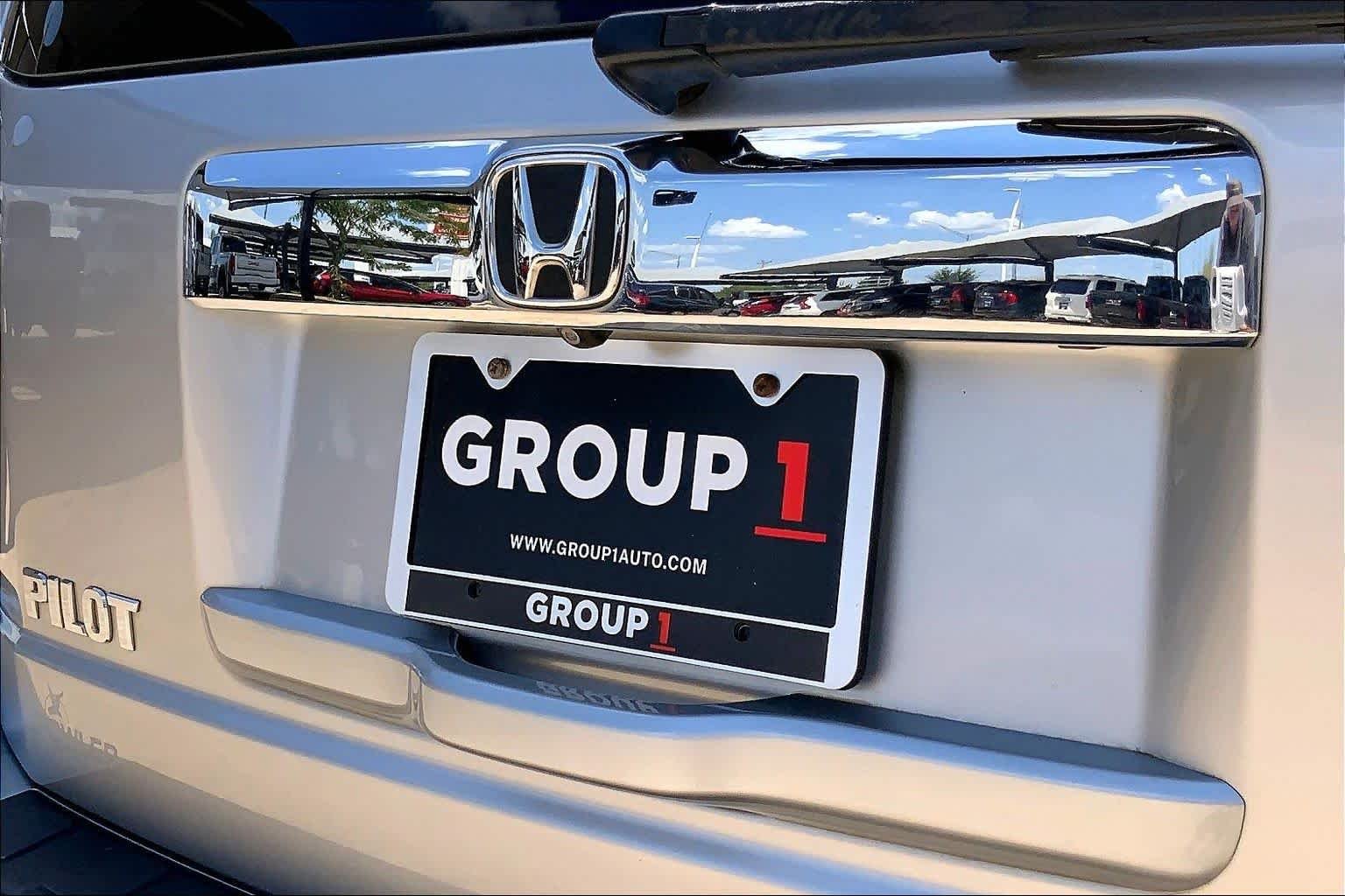 Used 2013 Alabaster Silver Metallic Honda EX image 9