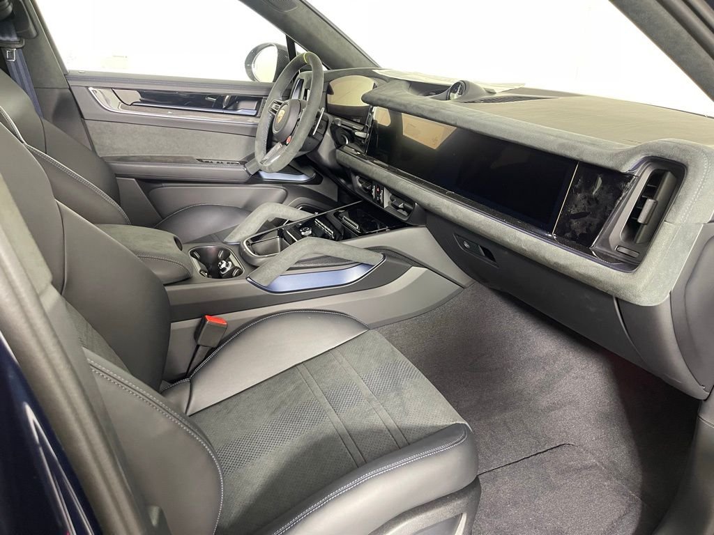 2025 Porsche Cayenne Coup Turbo GT - Photo 15
