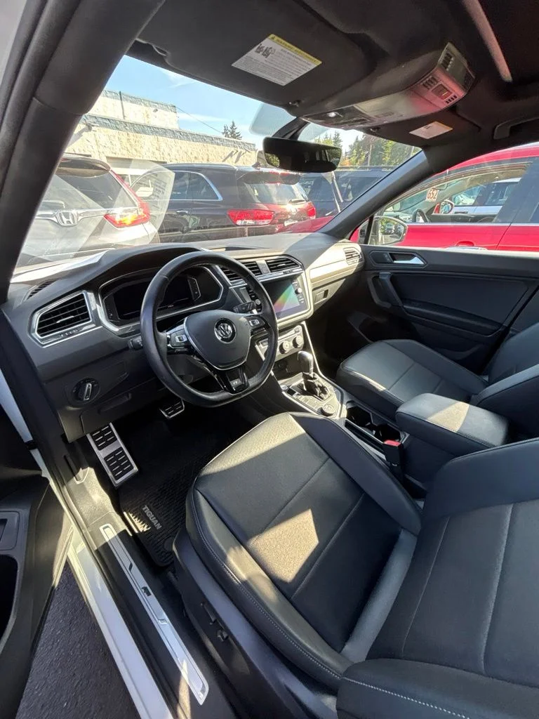 Used 2019 White Volkswagen 2.0T SEL R-Line image 7