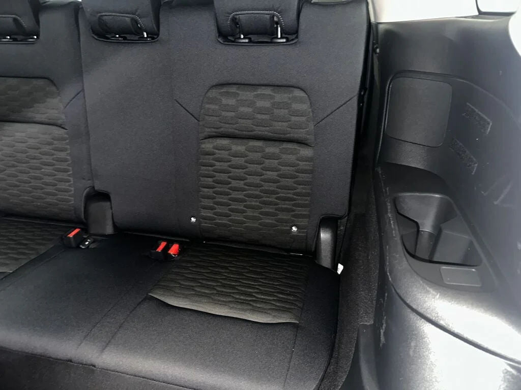 2023 Nissan Pathfinder SV - Photo 22