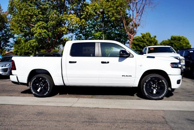 New 2026 Bright White Clear-Coat Exterior Paint RAM Big Horn Night Edition image 6