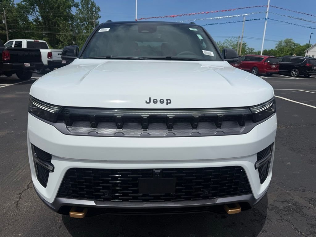 New 2026 Bright White Clear-Coat Exterior Paint Jeep 85th Anniversary Edition image 3
