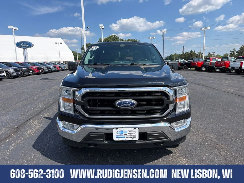 Used 2021 Black Ford XLT image 8