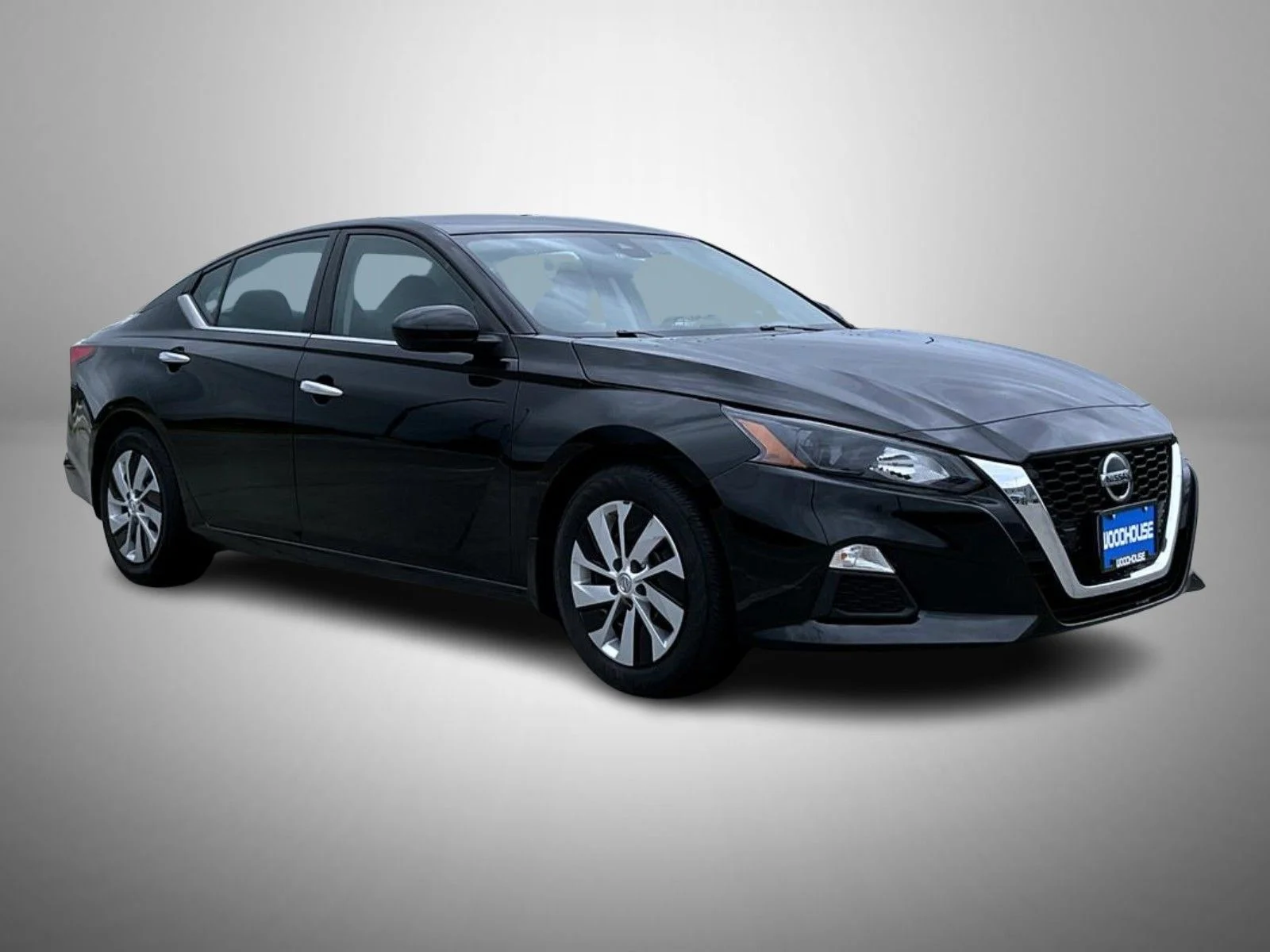 Used 2022 Black Nissan 2.5 S image 3
