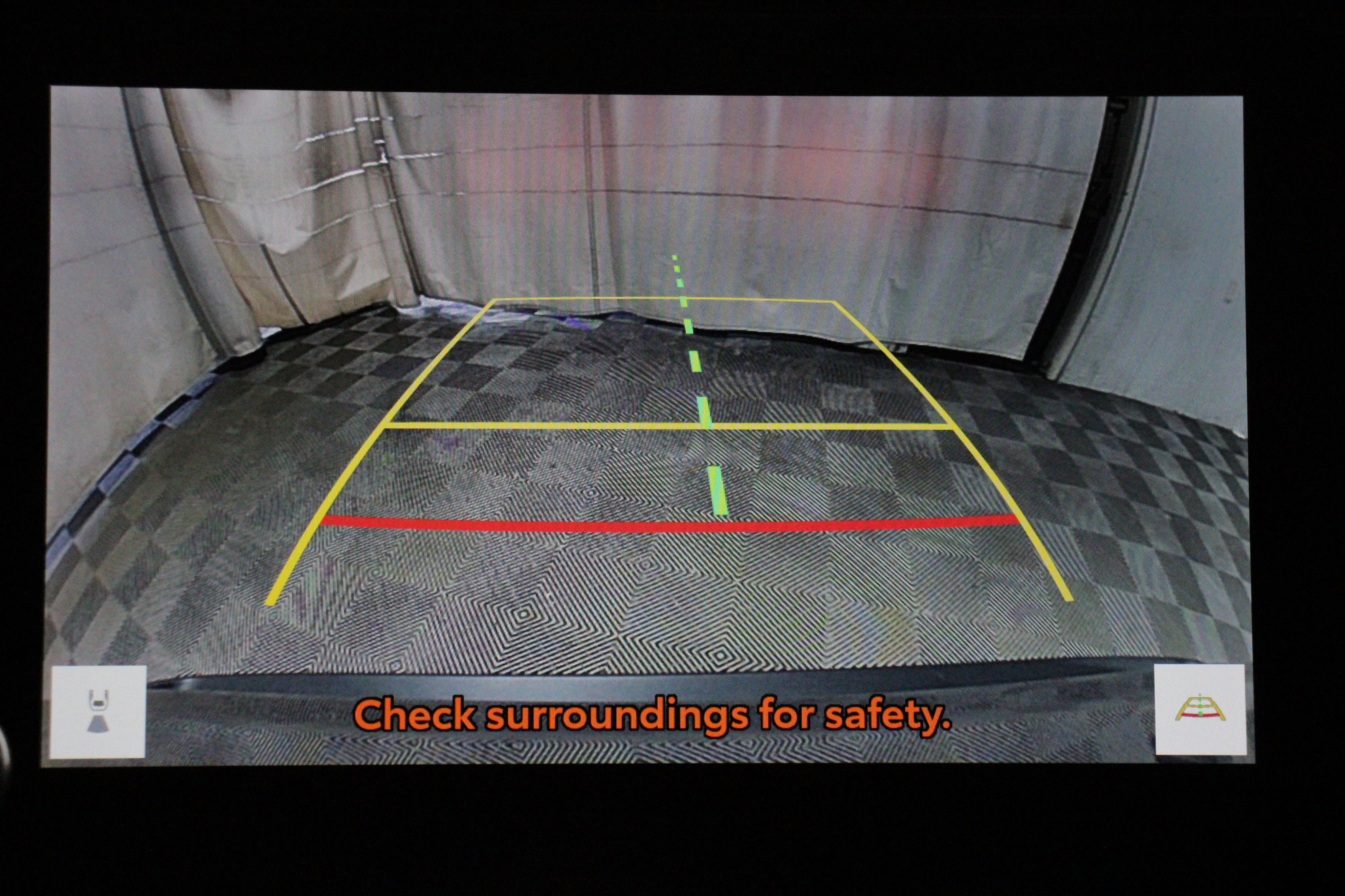 Used 2025 Magnetic Gray Metallic Toyota Hybrid XLE image 18