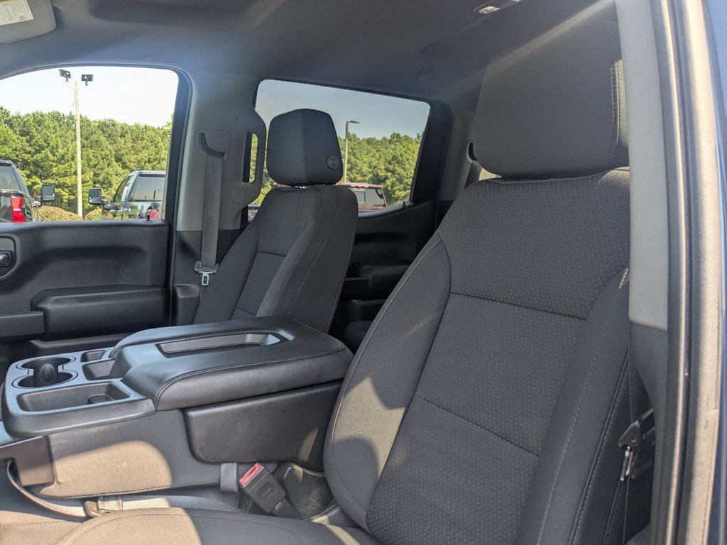 Used 2020 Northsky Blue Metallic Chevrolet Custom image 13