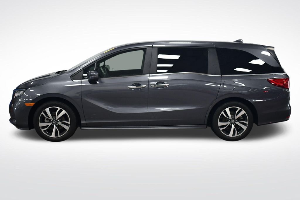 Certified Used 2024 Modern Steel Metallic Honda Touring image 4