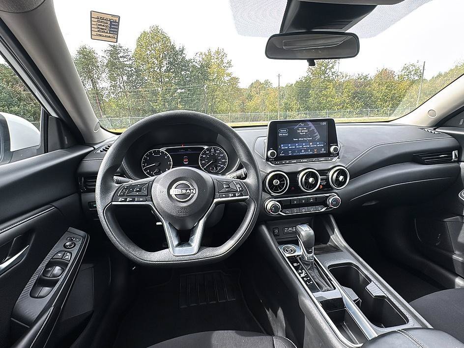 Used 2025 Fresh Powder Nissan SV image 29