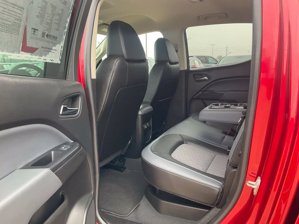 Used 2021 CHERRY RED TINTCOAT Chevrolet 4WD Z71 image 60
