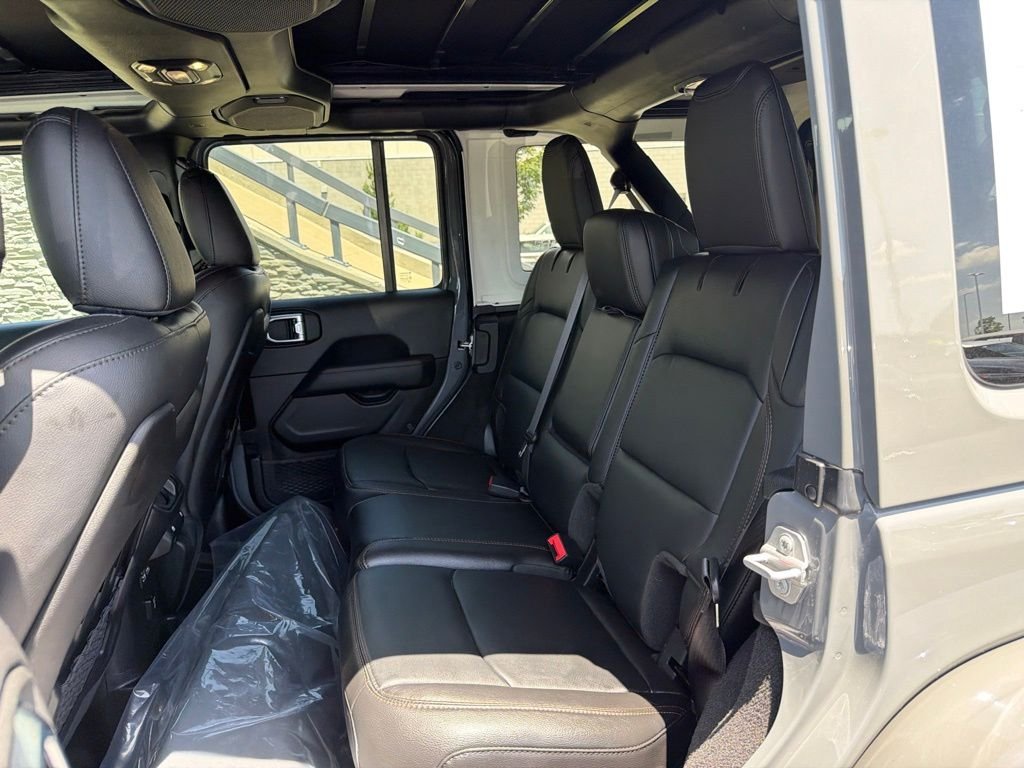 Used 2023 Gray Jeep Rubicon 392 image 13
