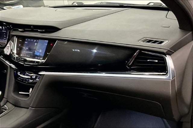 Used 2024 Crystal White Tricoat Cadillac Sport image 19