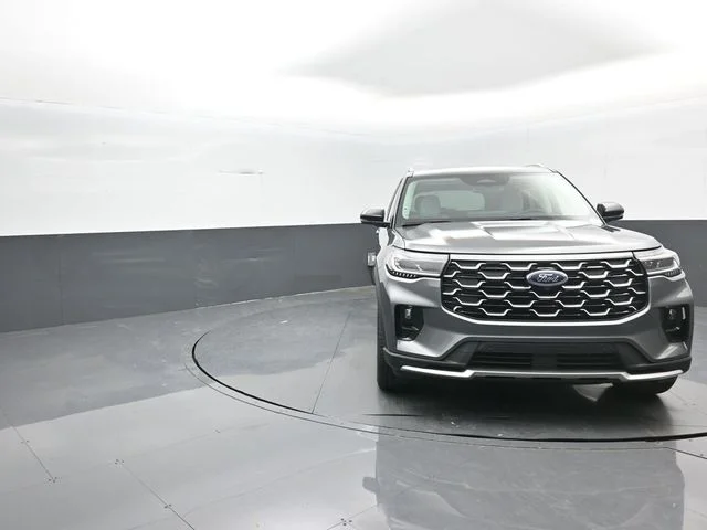 New 2026 Gray Ford Platinum image 2