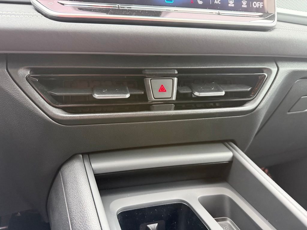 New 2026 White Volkswagen 2.0T SE image 40