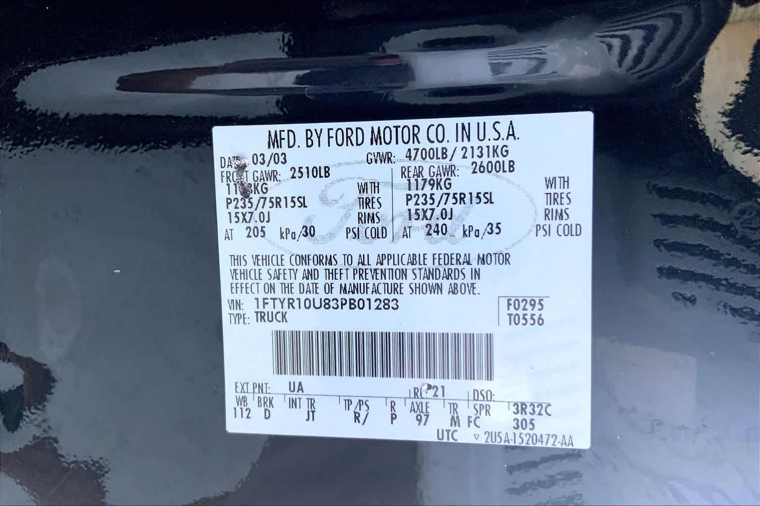 Used 2003 Black Ford Edge image 25