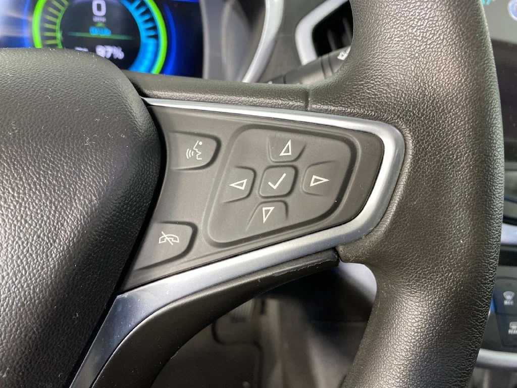 Used 2018 Steel Metallic Chevrolet LT image 15