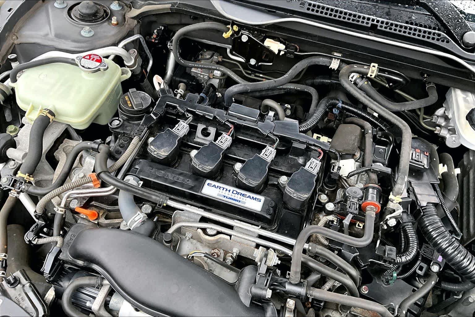 Used 2018 Modern Steel Metallic Honda  image 31