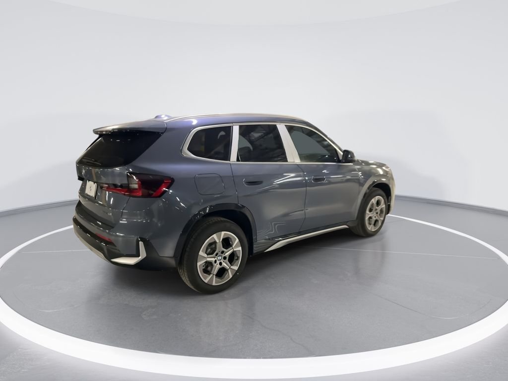 Used 2026 Storm Bay Metallic BMW xDrive28i image 8