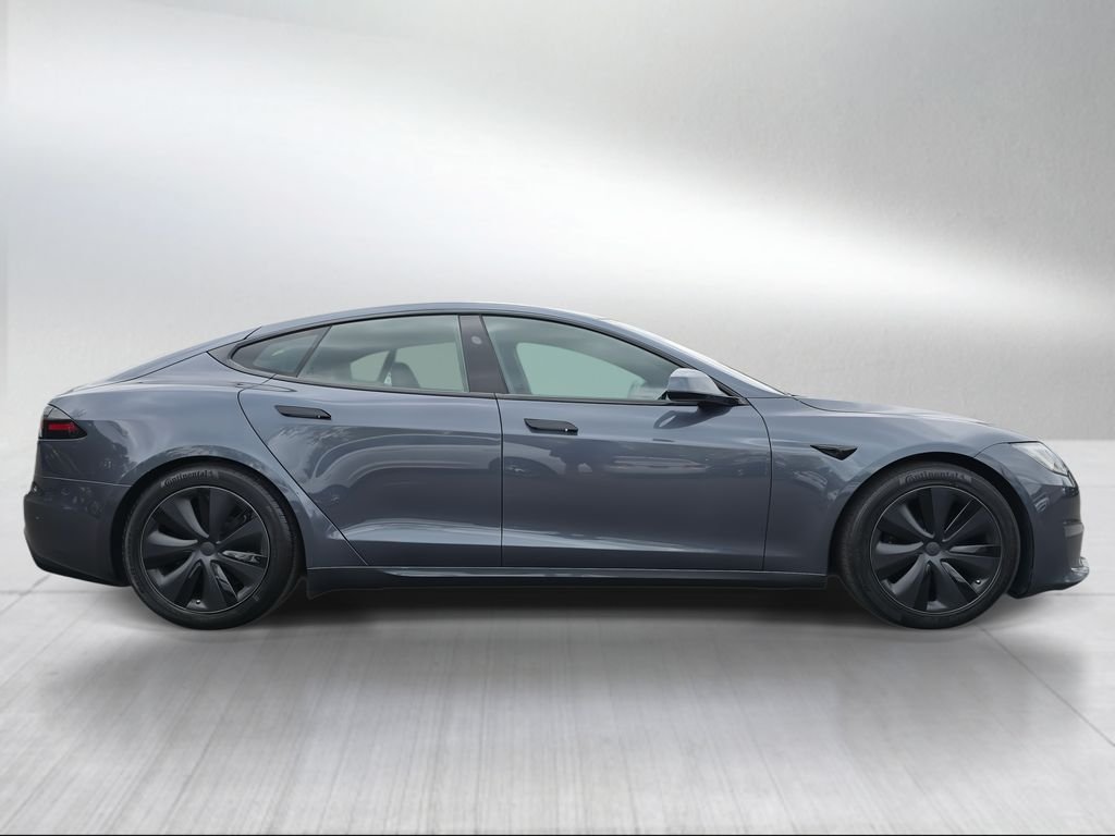 Used 2023 Stealth Gray Tesla  image 2