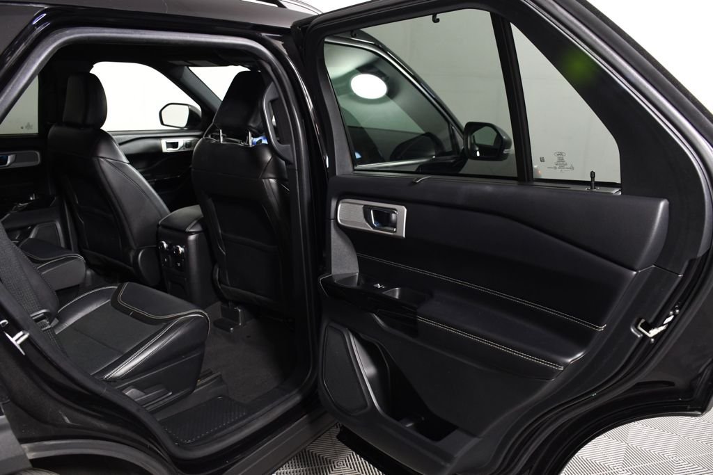 Used 2022 Agate Black Metallic Ford ST image 12