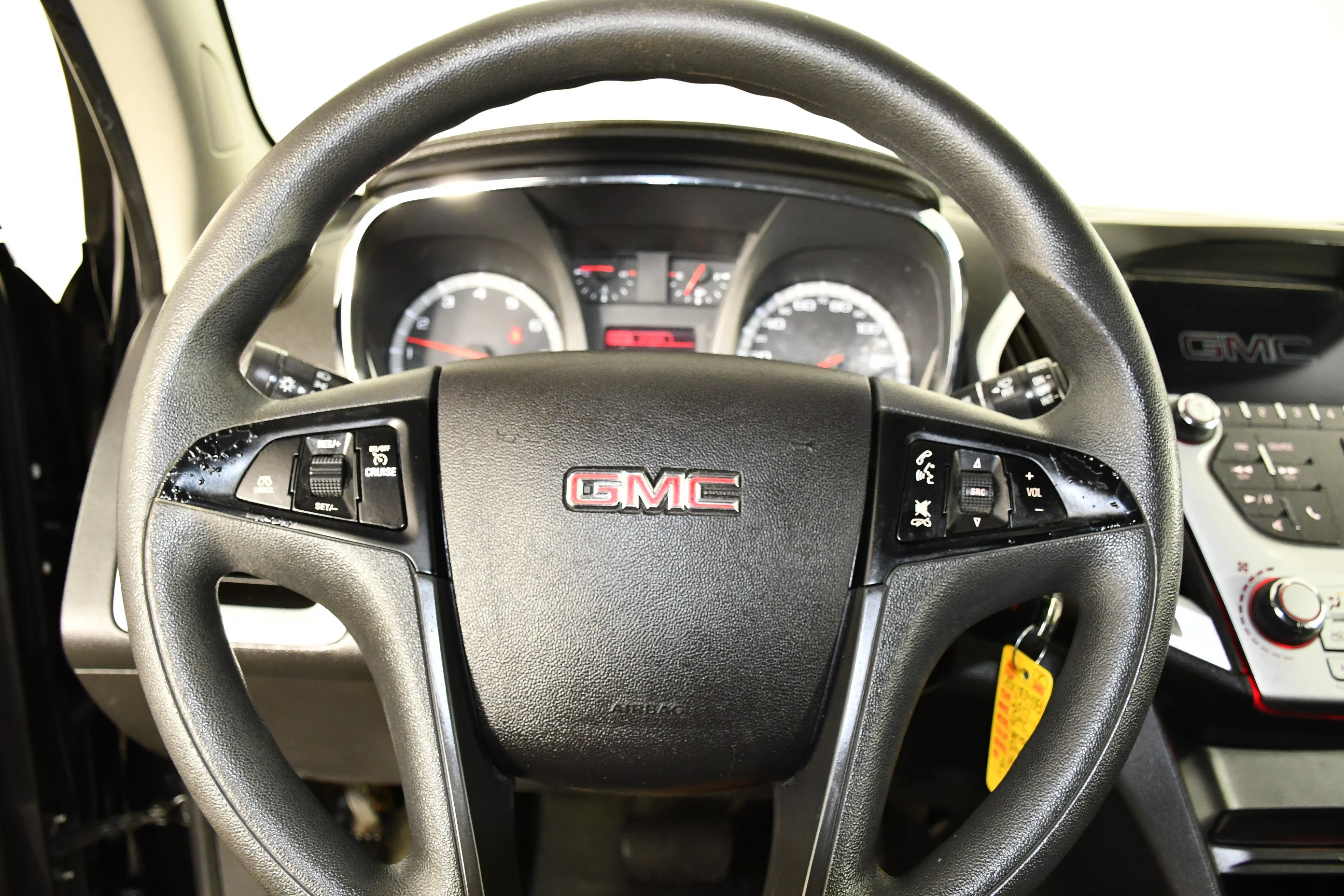 Used 2017 Onyx Black GMC SLE image 19