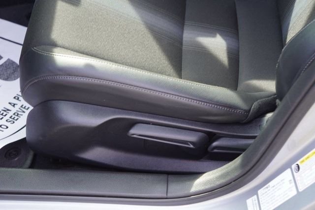 Certified Used 2025 Solar Silver Metallic Honda Sport image 16