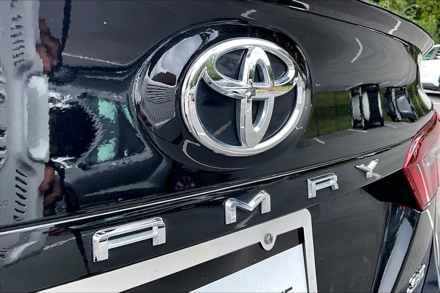 Used 2024 Midnight Black Metallic Toyota SE image 31