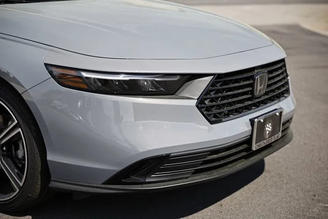 New 2026 Urban Gray Pearl Honda SE image 19