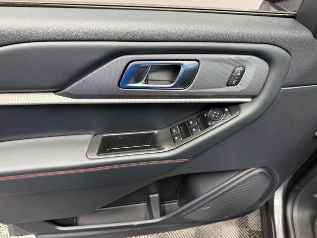 New 2026 Carbonized Gray Metallic Ford ST-Line image 15