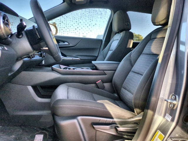 2027 Chevrolet Equinox LT - Photo 19