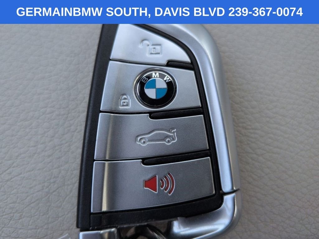 Used 2020 Bluestone Metallic BMW 530i image 33